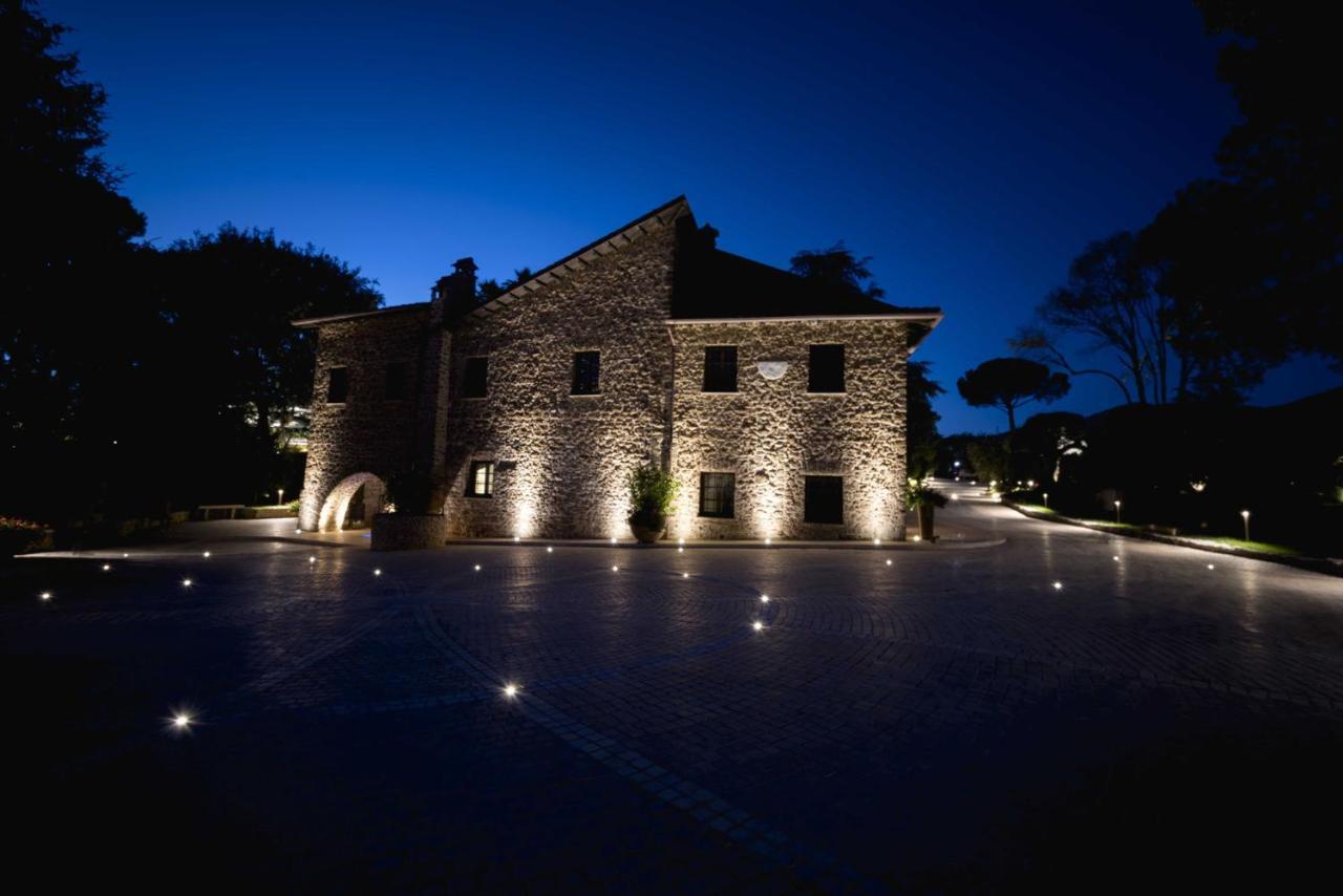 Station touristique Antico Borgo Molino 7cento Vicino Ai Giardini Di Ninfa