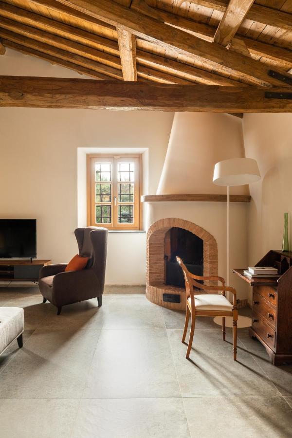 Antico Borgo Molino 7cento Vicino Ai Giardini Di Ninfa