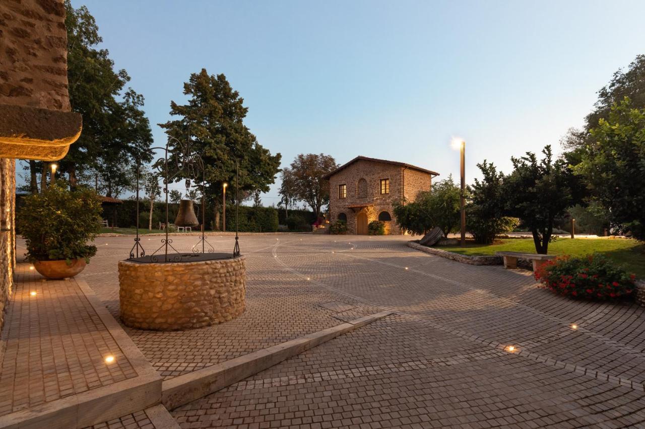 Station touristique Antico Borgo Molino 7cento Vicino Ai Giardini Di Ninfa